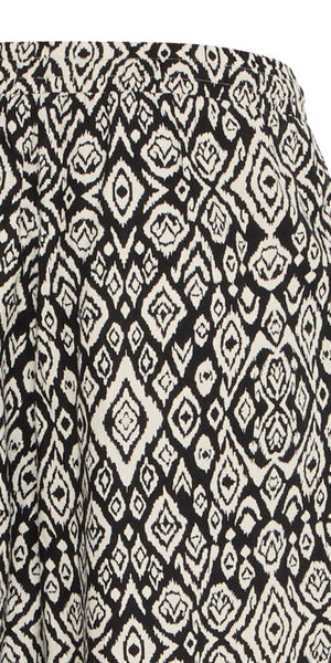 ICHI LINNO Pants in Black Diamond Ikat