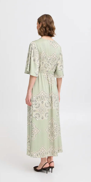 b young JANNIKE Dress in Tea Paisley Mix