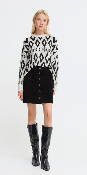 b young DASIK Skirt in True Black
