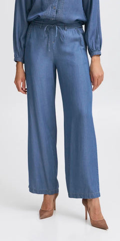 b young KOSMO Wide Pants in Mid Blue Denim