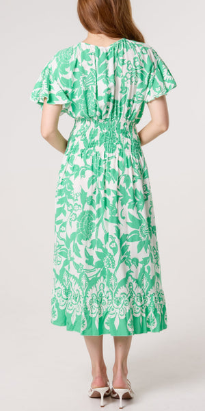 Angel Sleeve Shirred Midi Dress in Green