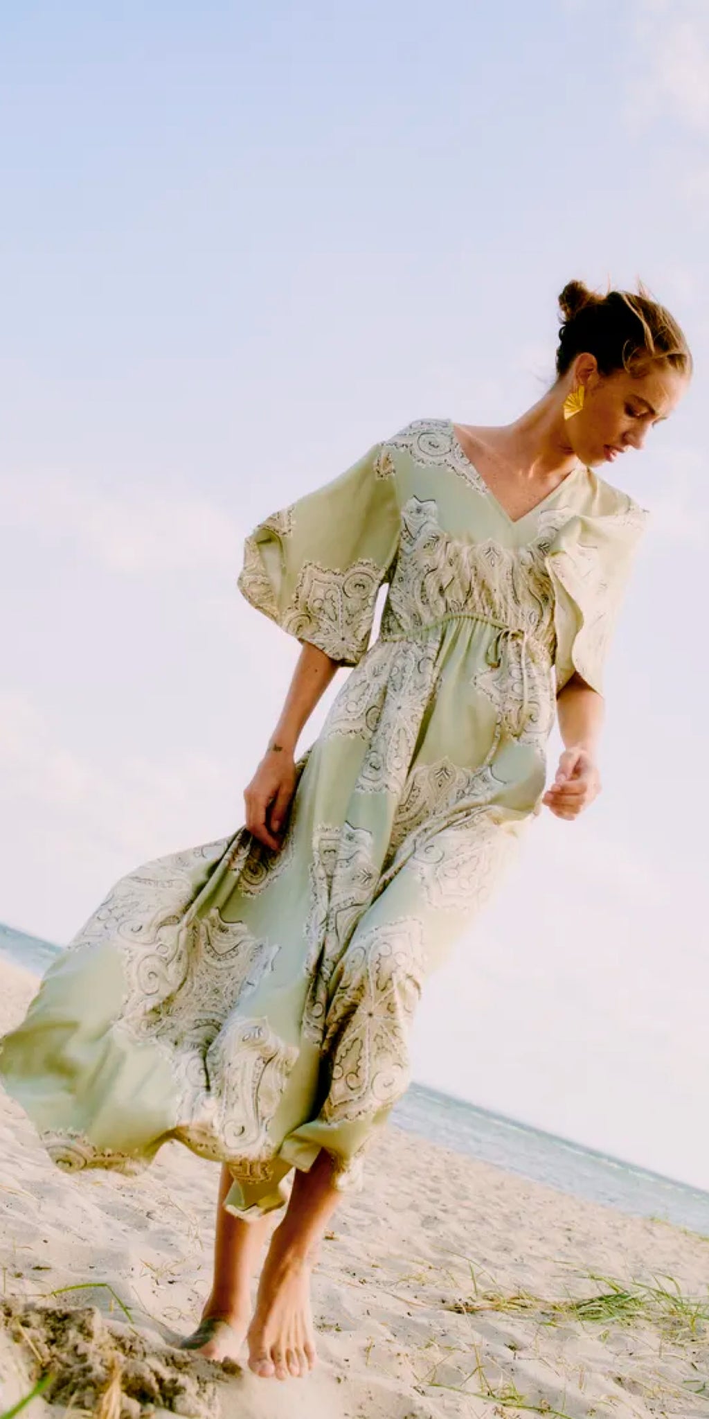 b young JANNIKE Dress in Tea Paisley Mix