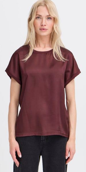 b young SELITA O Neck T Shirt in Port Royale