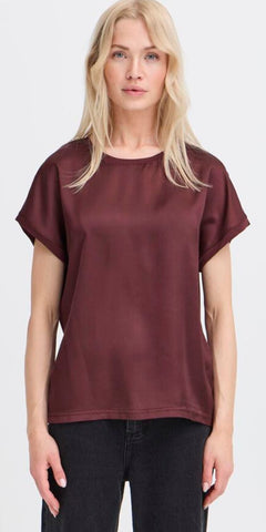 b young SELITA O Neck T Shirt in Port Royale