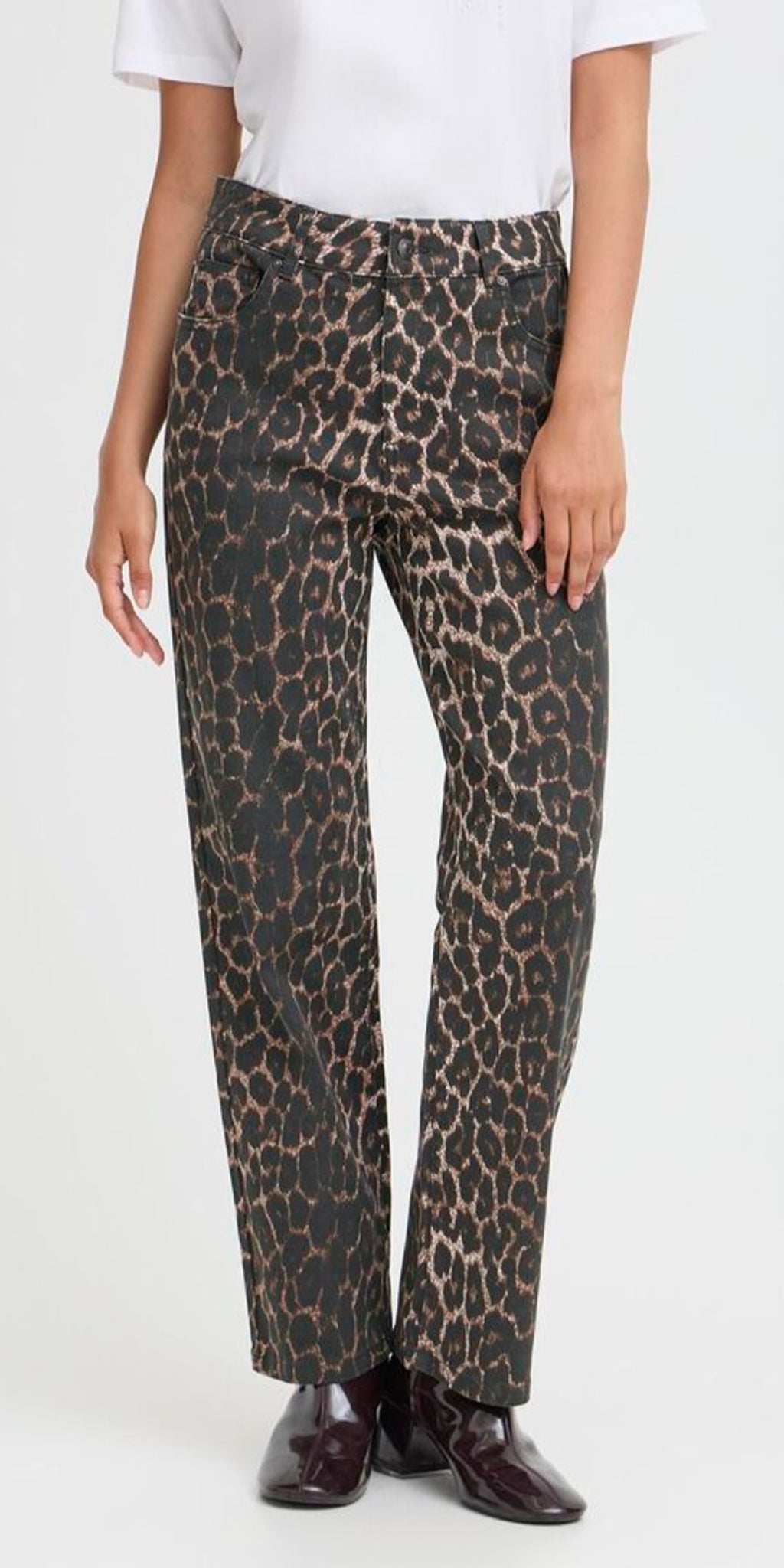 b young KENNA High Waist Jeans in Denim Leopard