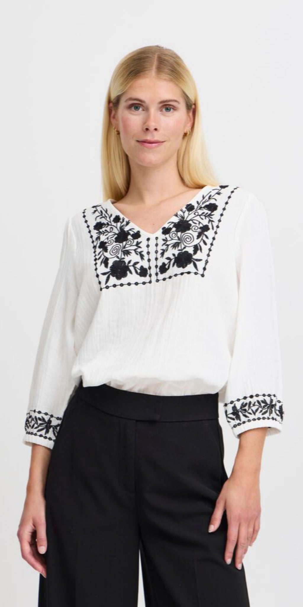 b young ICOLET Blouse