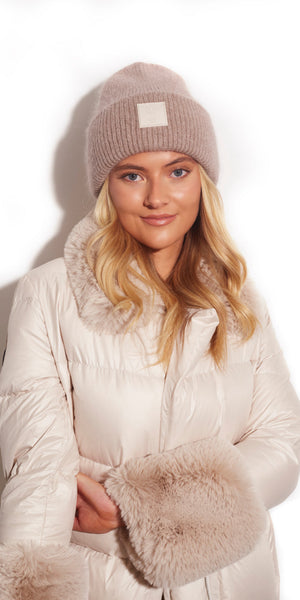 LUXY ASPEN Beanie in Taupe