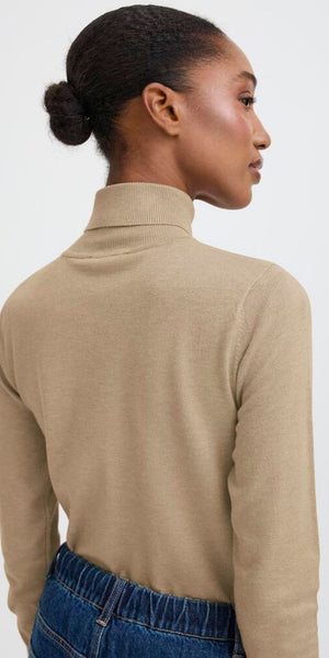 b young MORLA Rollneck in Humus Melange