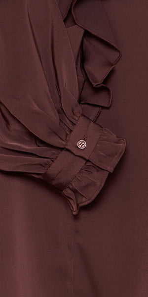b young FLAIR Frill Blouse in Fudge