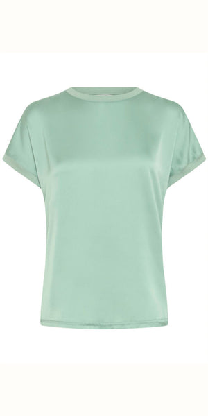 b young SELITA O Neck T Shirt in Blue Surf