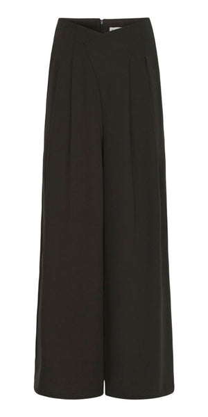 ICHI LINTA Pants in Black