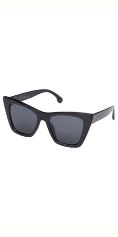 ICHI LEESTINA Sunglasses in Black
