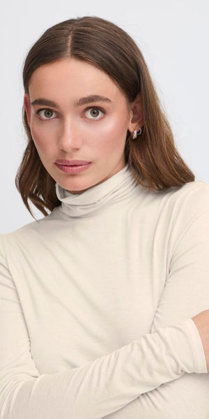 ICHI PHILUCA Long Sleeve Top in Almond Milk