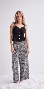 ICHI LINNO Pants in Black Diamond Ikat