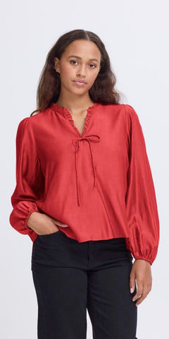 ICHI KARLANI Blouse in Red Dhalia
