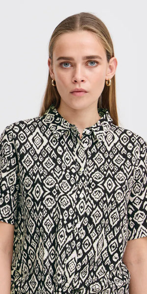 ICHI LINNO Shirt in Black Diamond Ikat
