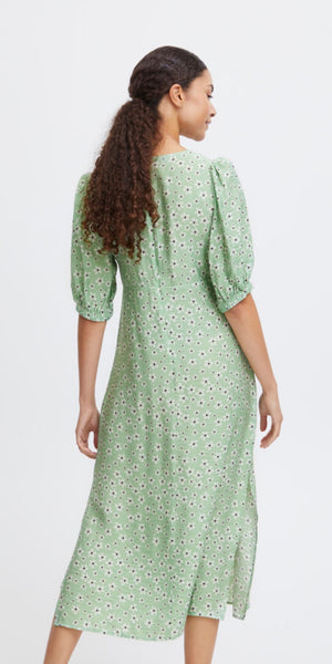 b young IBANO Long Dress in Fair Green Flower