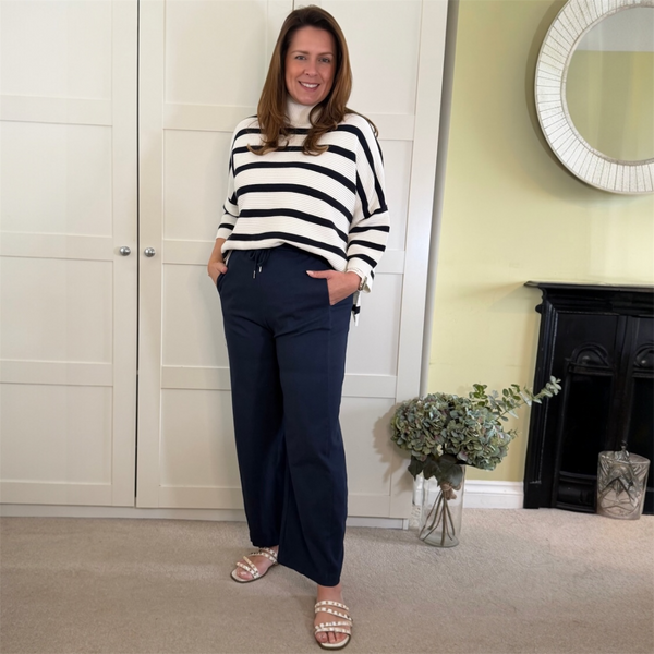Stretch Cotton Barrel Trousers - TheSecretCloset.Boutique