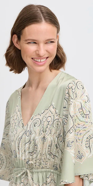b young JANNIKE Dress in Tea Paisley Mix