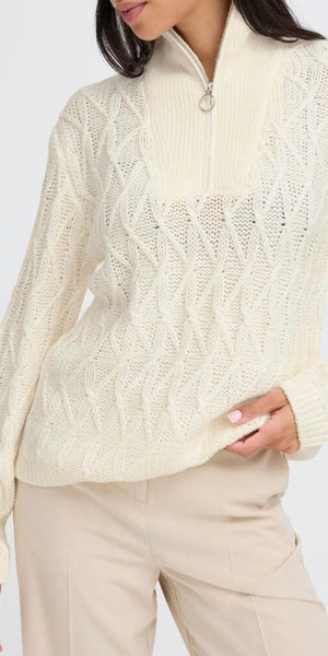 b young OTINKA Cable Knit in Marshmallow