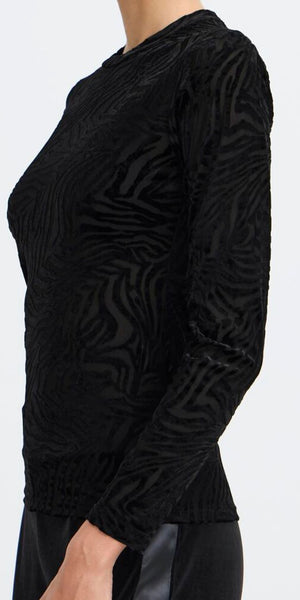 b young SHIRLEY Top in True Black