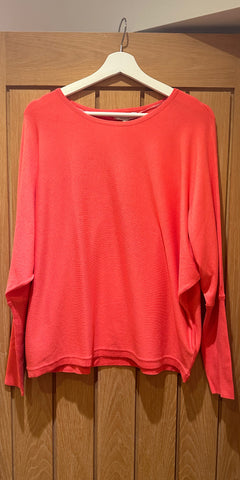 b young MORLA Batwing Fine Knit in Cayenne