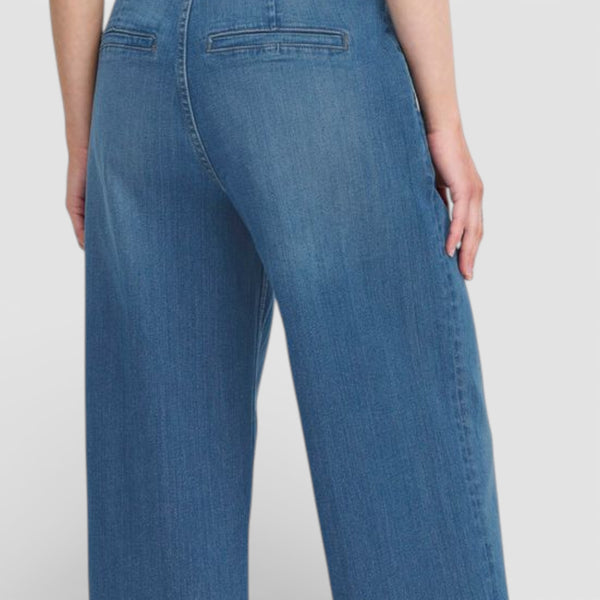 b young KOMMA Cropped Jeans - TheSecretCloset.Boutique