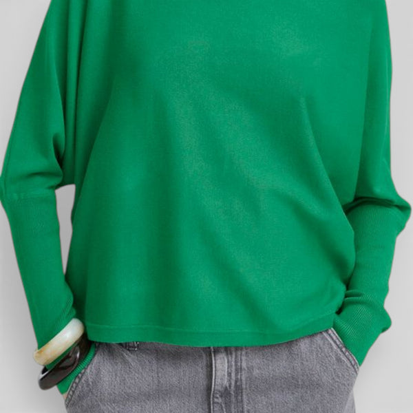 b young MORLA Batwing Fine Knit in Leprechaun Green - TheSecretCloset.Boutique