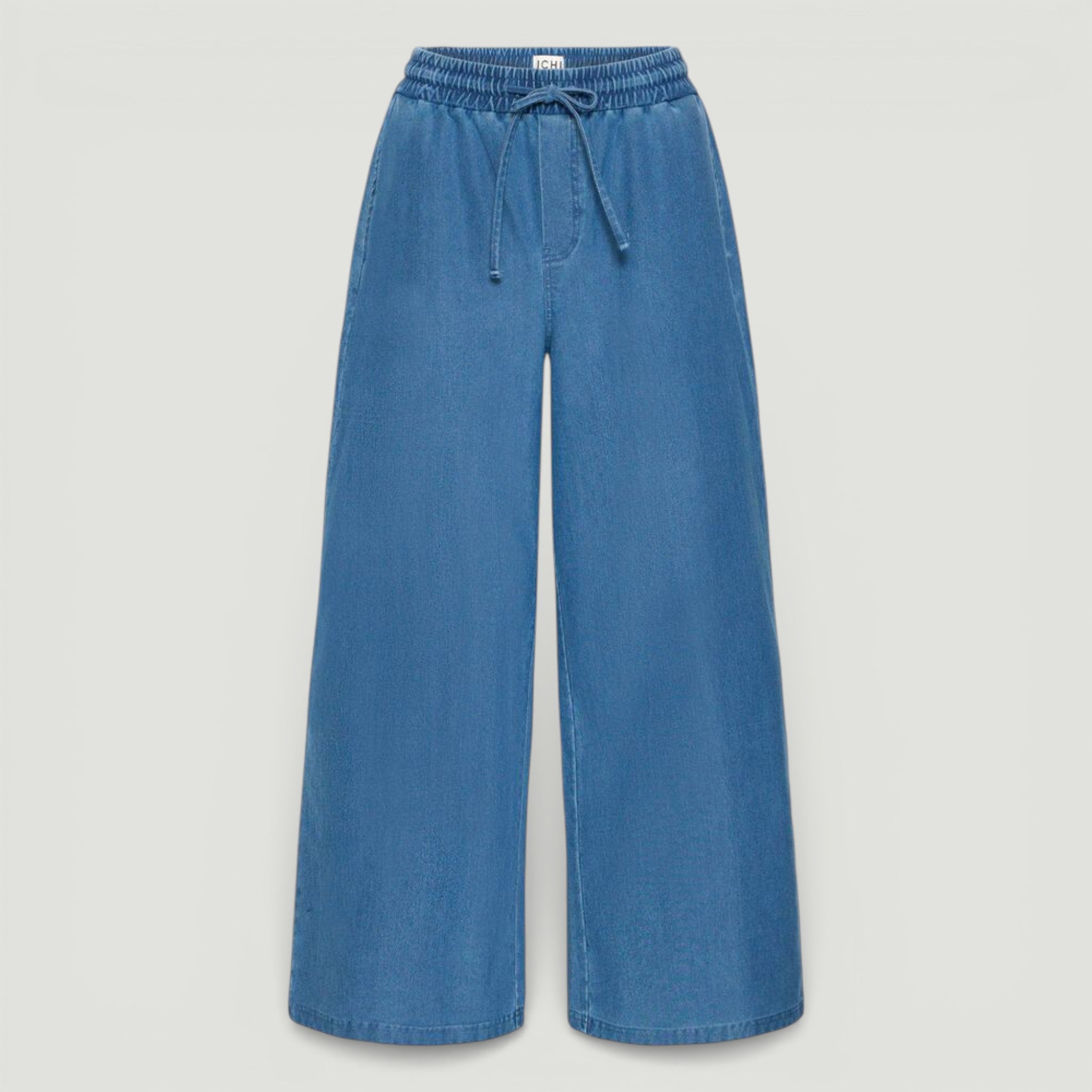 ICHI KATE Denim Pants in Medium Blue – TheSecretCloset.Boutique ICHI KATE Denim Pants in Medium Blue – TheSecretCloset.Boutique