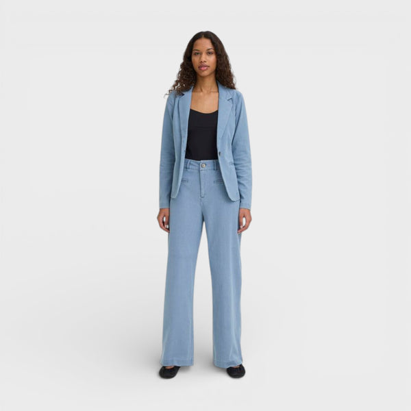 ICHI KATE Denim Pants in Light Denim - TheSecretCloset.Boutique