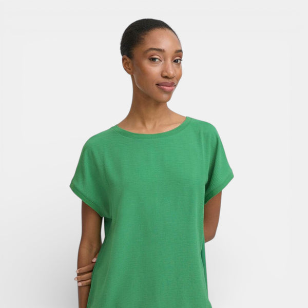 b young PANYAX Tee in Leprechaun - TheSecretCloset.Boutique