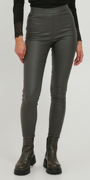 b young KIKO Coated Leggings in Rosin - TheSecretCloset.Boutique