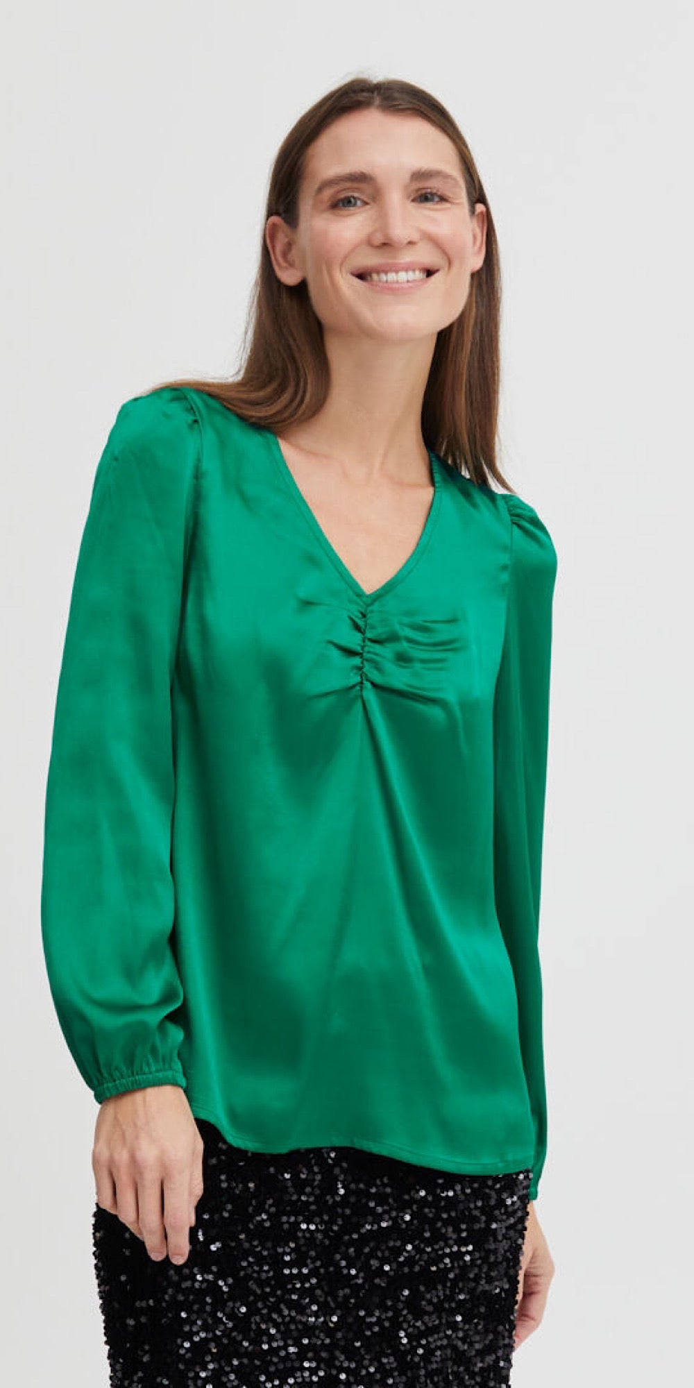 b young JONIA Blouse in Ultramarine Green