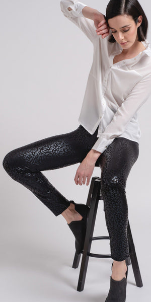 smf Glossy Leopard Leggings - TheSecretCloset.Boutique