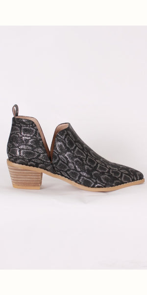 smf Snake Shoe Boot in Black - TheSecretCloset.Boutique