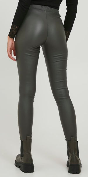 b young KIKO Coated Leggings in Rosin - TheSecretCloset.Boutique