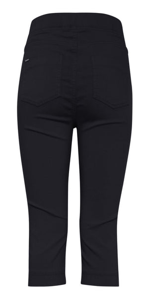 B. Young Keira Capri Trouser in Black - TheSecretCloset.Boutique