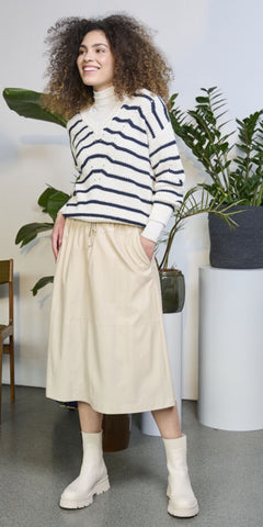 b young ESONI Skirt in Cement - TheSecretCloset.Boutique