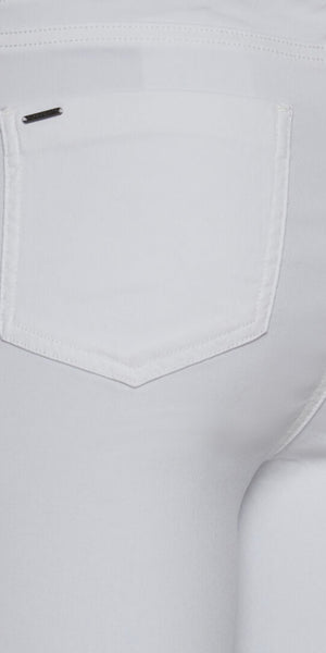 B. Young Keira Capri Trouser in White - TheSecretCloset.Boutique