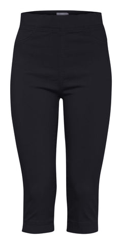 B. Young Keira Capri Trouser in Black - TheSecretCloset.Boutique